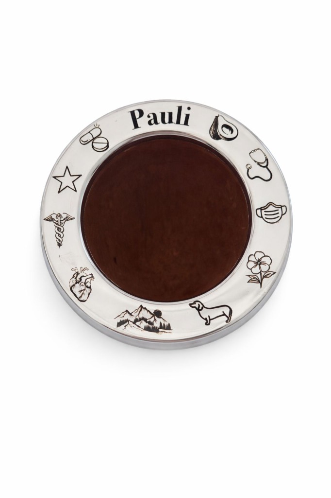 Mate personalizado con grabados de Pauli